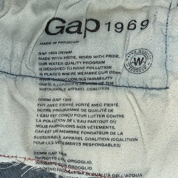 Gap Mid Rise Vintage Slim Jeans size 32" x 26" size 12-14 - Picture 4 of 7